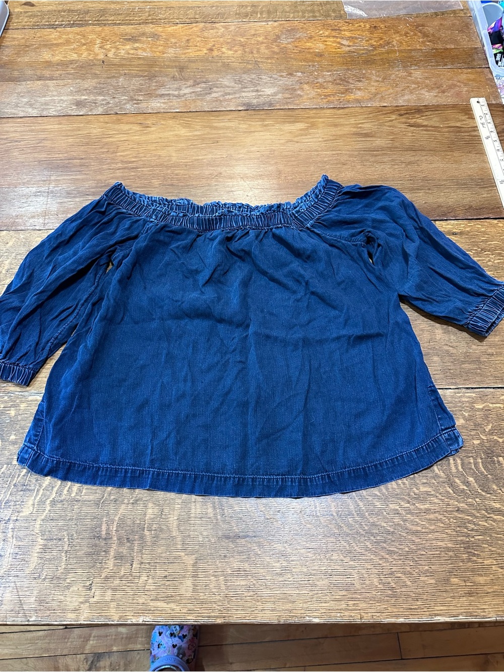 LOFT Navy Off-the-Shoulder denim look bow details top SZ medium